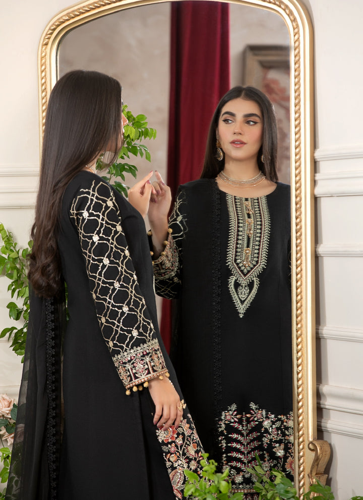 Branded 3 Pc Ready To Wear Suit - Dhanak Suit (Winter Collection)