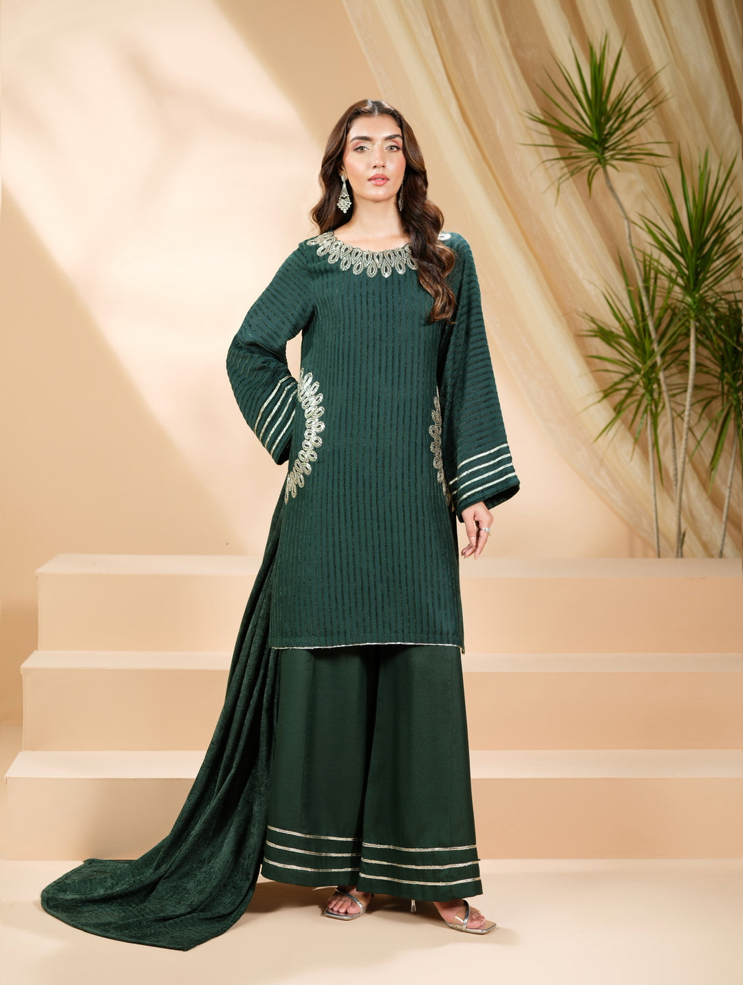 3 Pc Ready To Wear Embroidered  Pashmina Velvet Suit -HE63-