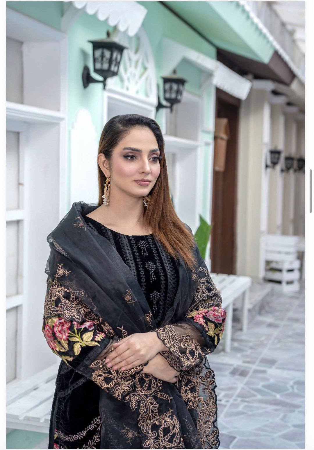 Branded 3 Pc Ready To Wear Velvet Suit - High Quality Suit - TT-32-