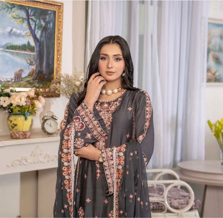 New 3 Pc Ready To Wear Luxury  Embroidered Suit- Hussain Rehar Inspired Eid Collection 2026 -- TT13