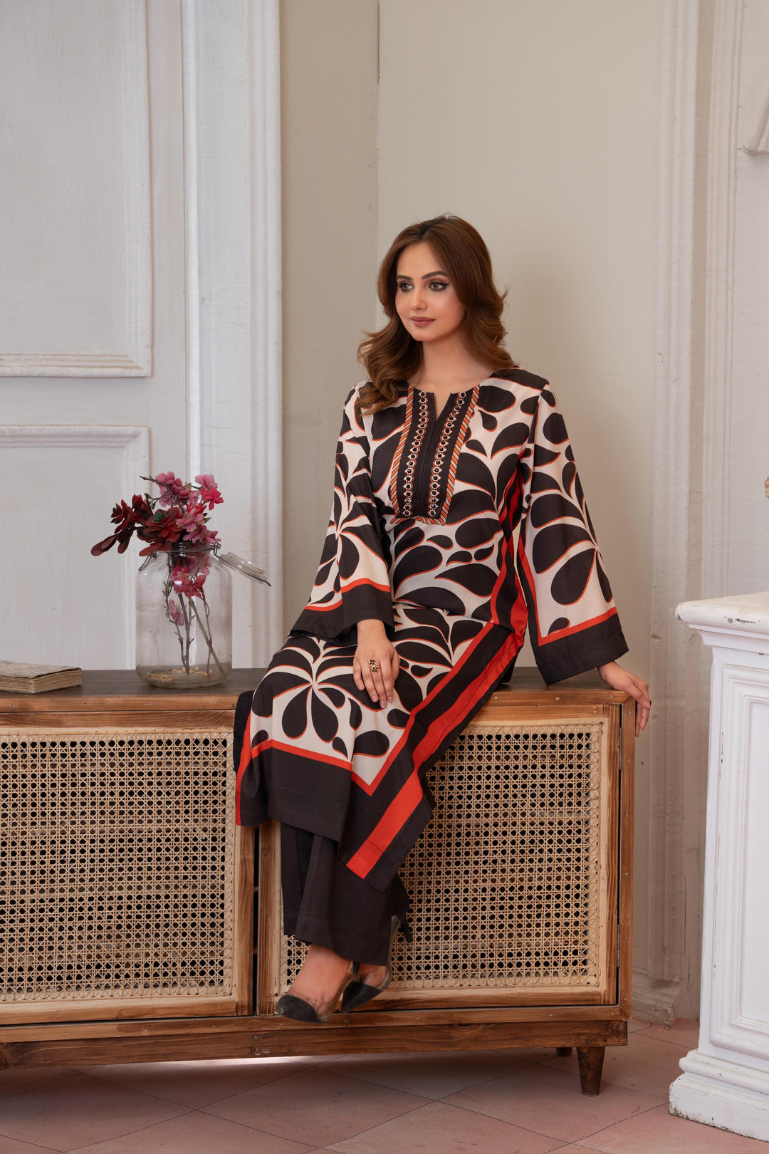 Branded 3 Pc Ready To Wear Suit (Farshi Shalwar)