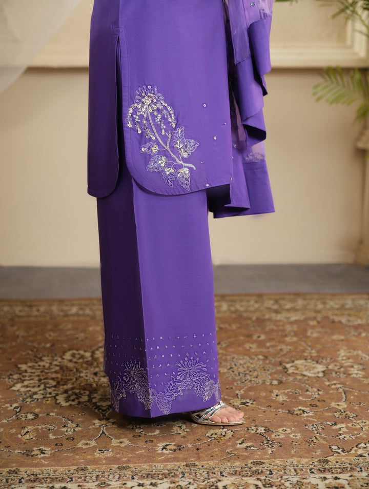 New Branded 3 PC Ready To Wear  Cambric Cotton Embroidered Suit- HE11