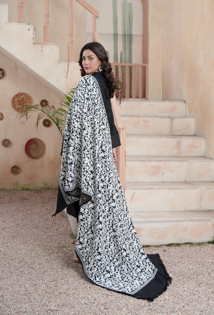 Branded 3 Pc Ready To Wear Suit - Embroidered Shawl (Winter Collection)