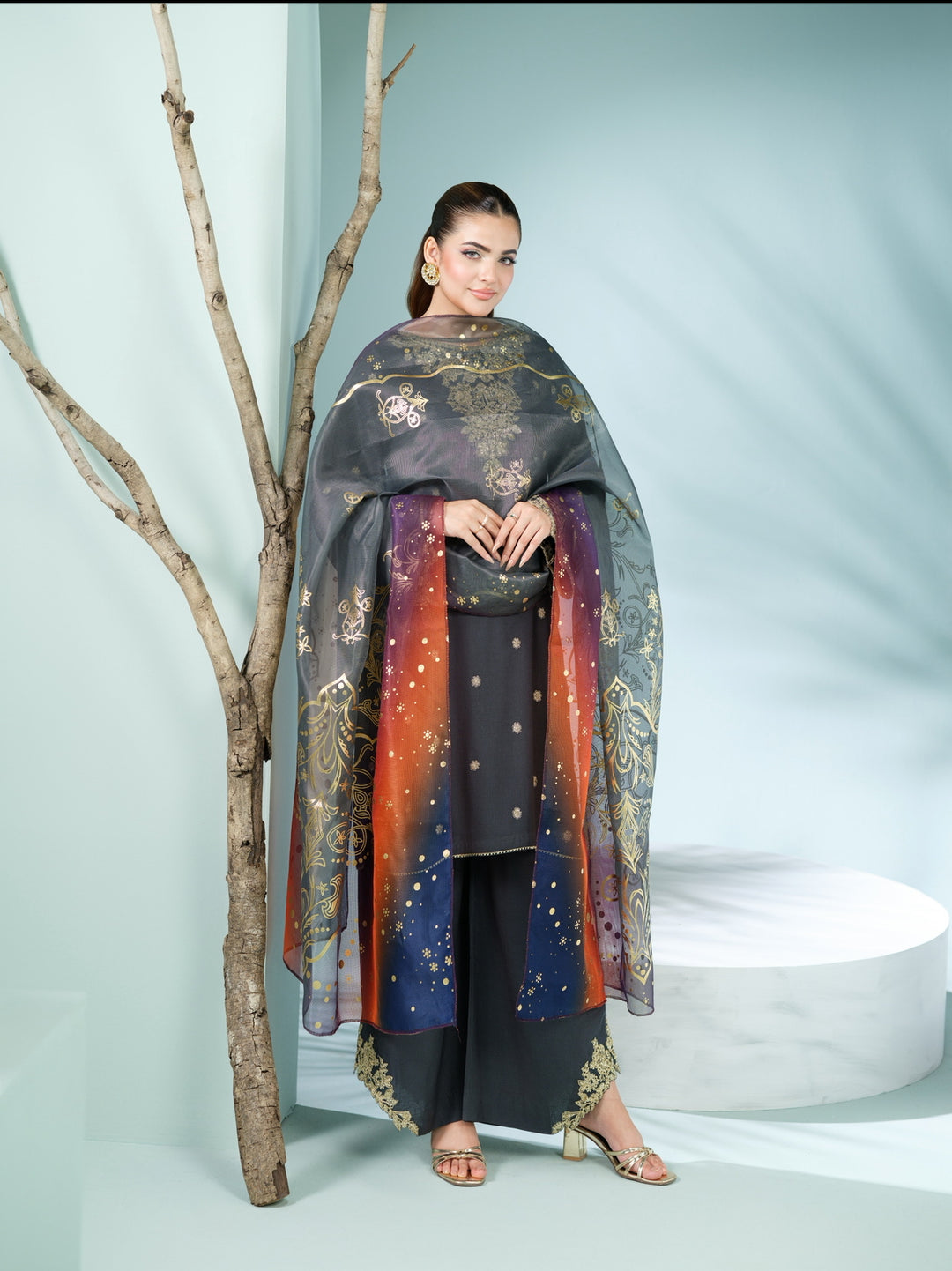 3 Pc Ready To Wear Embroidered Jet Air Soft Khaddar  Suit -HE21-
