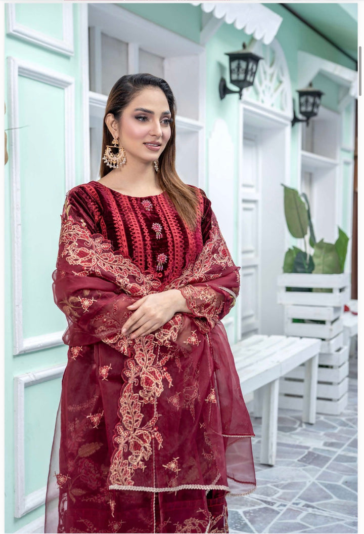 Branded 3 Pc Ready To Wear Velvet Suit -High Quality - TT-31-