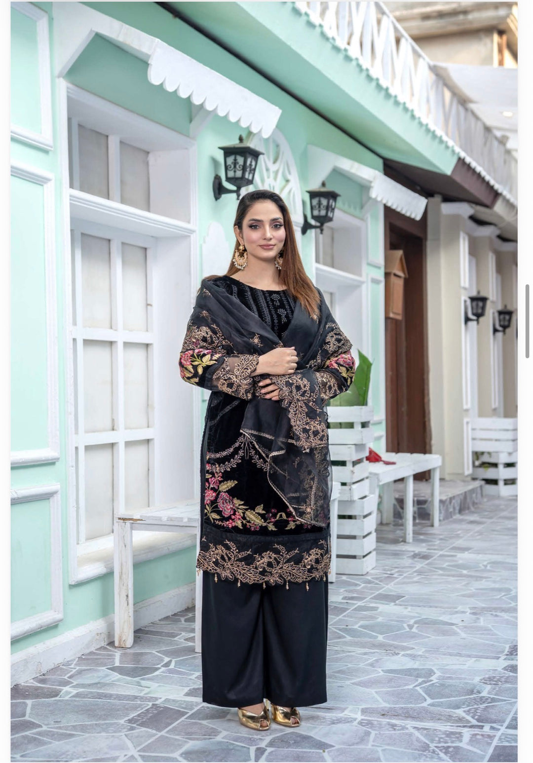 Branded 3 Pc Ready To Wear Velvet Suit - High Quality Suit - TT-32-