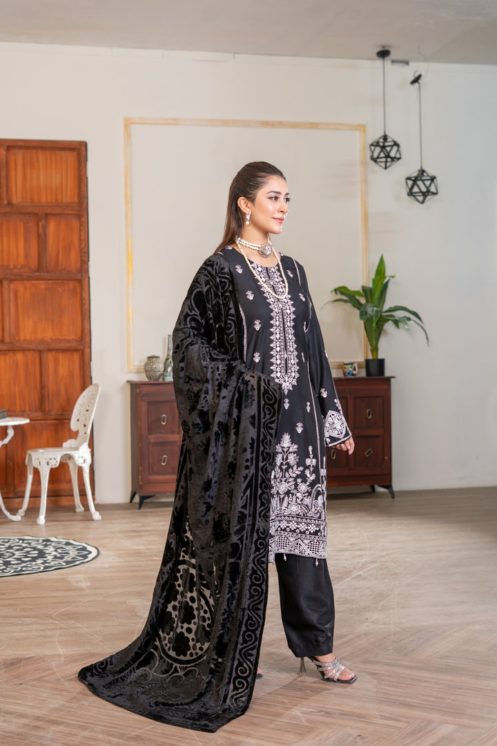 3 Piece Ready To Wear Embroidered Linen Suit With Plachi  Shawl -TT-11-