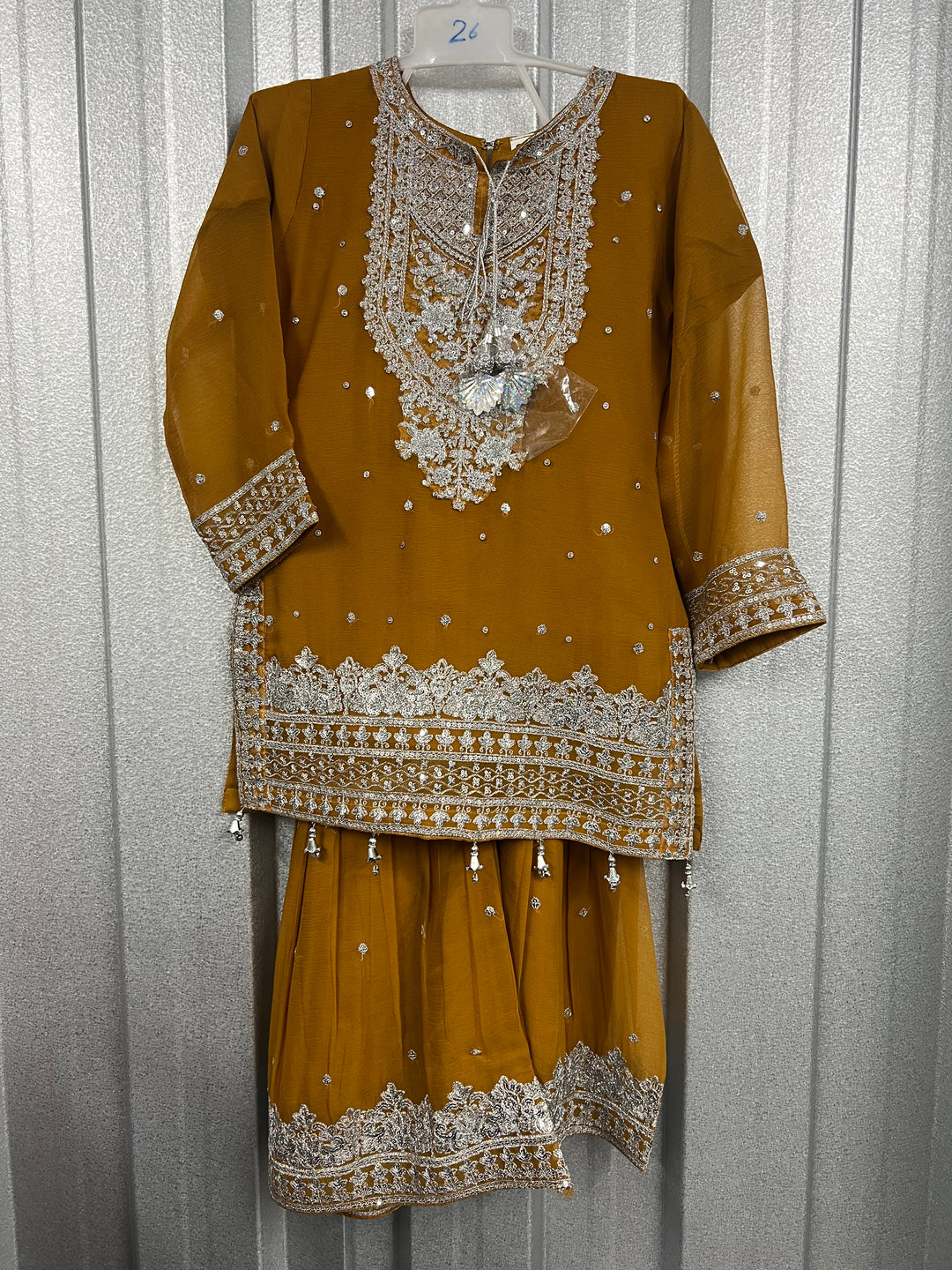 2 Pc Ready To Wear Suit