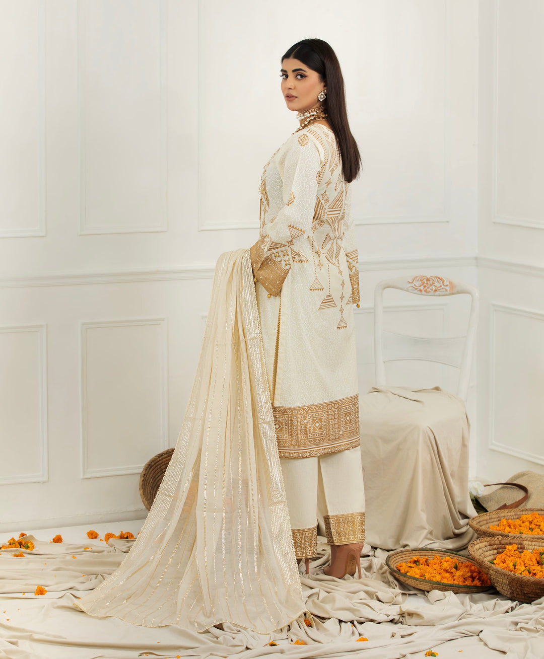 Branded  3 Piece  Stitched Suit