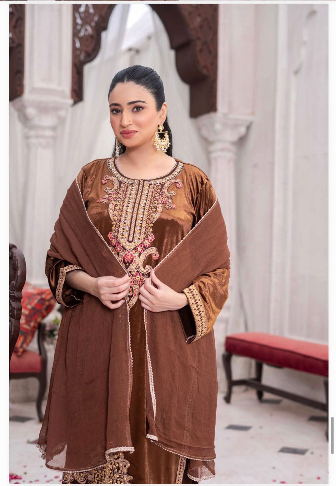 3 Pc Ready To Wear Fully Embroidered  Valvet Suit With Chiffon Dupatta - TT-54-