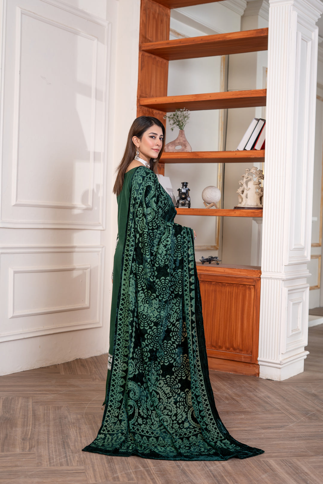 3 Pc Ready To Wear Fully Embroidered Linen Suit With Plachi Shawls - TT-21-