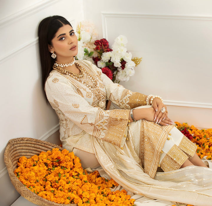 Branded  3 Piece  Stitched Suit
