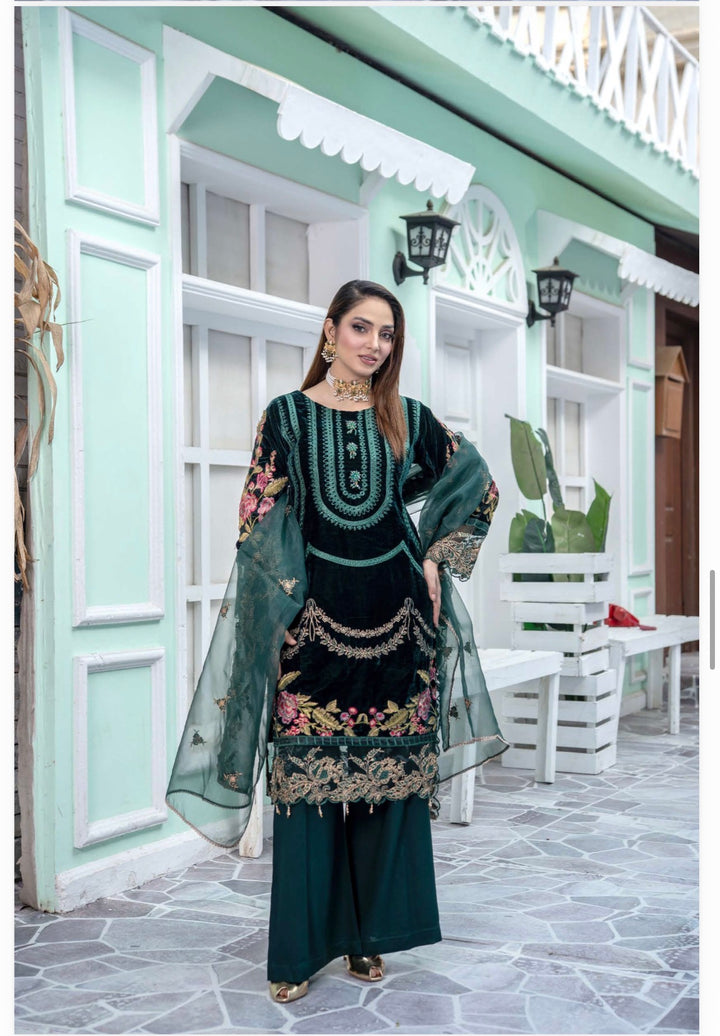 Branded 3 Pc Ready To Wear Velvet Suit - High Quality Suit - TT-33-