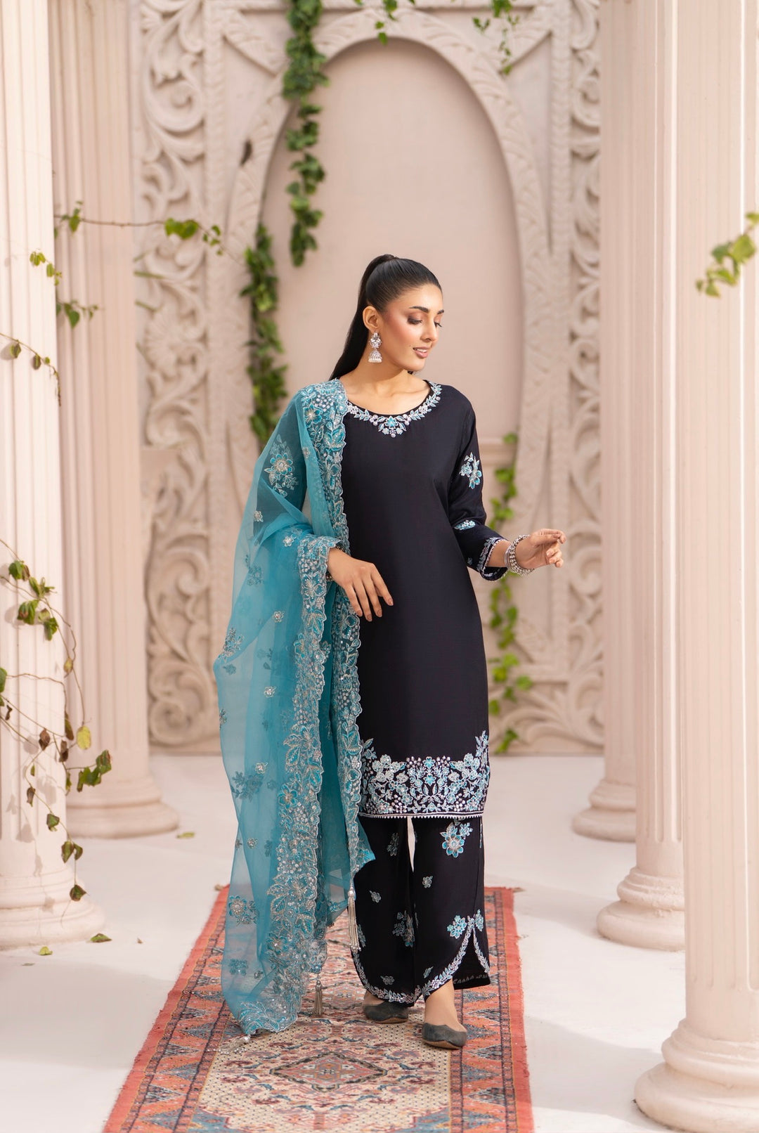 New 3 Pc Ready To Wear Embroidered Suit -Eid Collection  2026 - Raniya.H -RA91