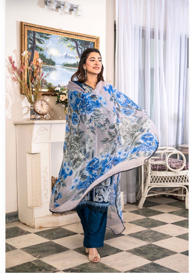 New 3 Pc Ready To Wear Luxury  Embroidered Suit- Maria B Inspired Eid Collection 2026 -- TT-31