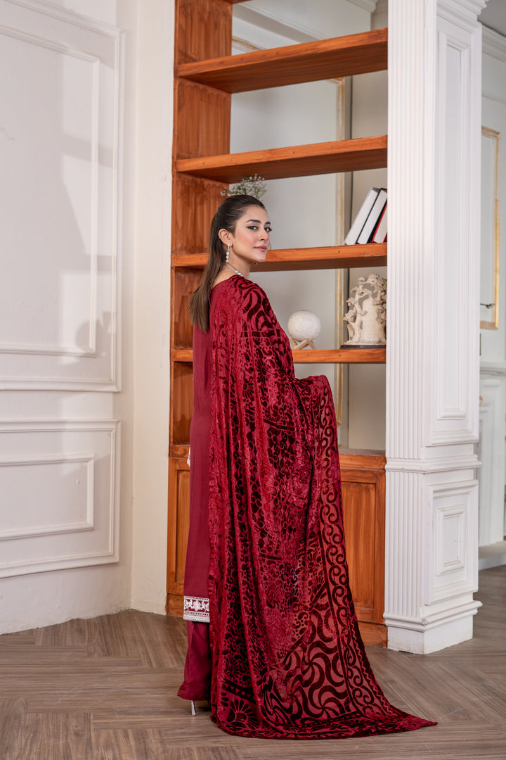 3 Pc Ready To Wear Fully Embroidered Linen Suit With Plachi Shawls - TT-24-