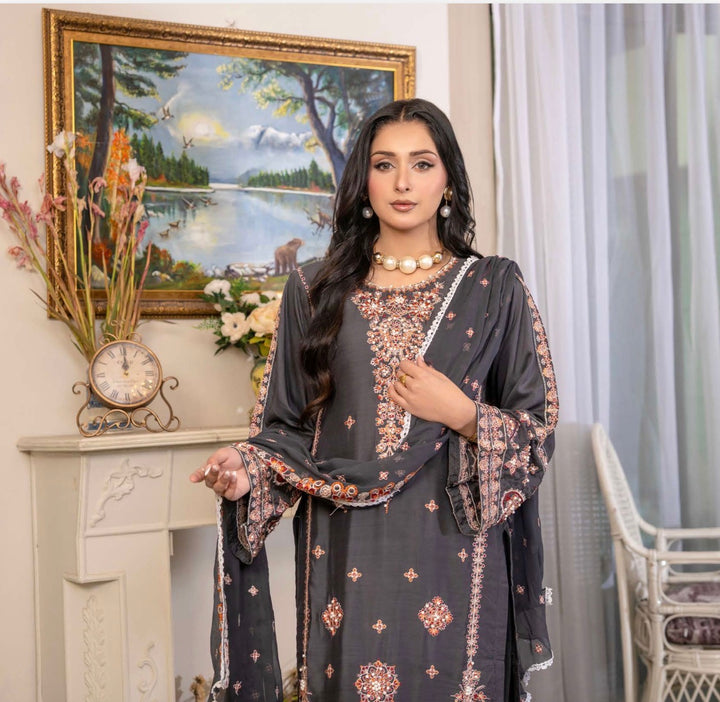 New 3 Pc Ready To Wear Luxury  Embroidered Suit- Hussain Rehar Inspired Eid Collection 2026 -- TT13