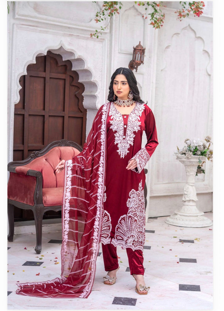 3 Pc Ready To Wear Fully Embroidered Valvet   Suit With Chiffon Duppata  - TT-01-