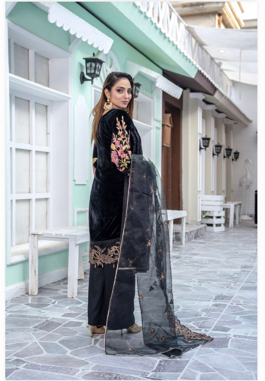 Branded 3 Pc Ready To Wear Velvet Suit - High Quality Suit - TT-32-