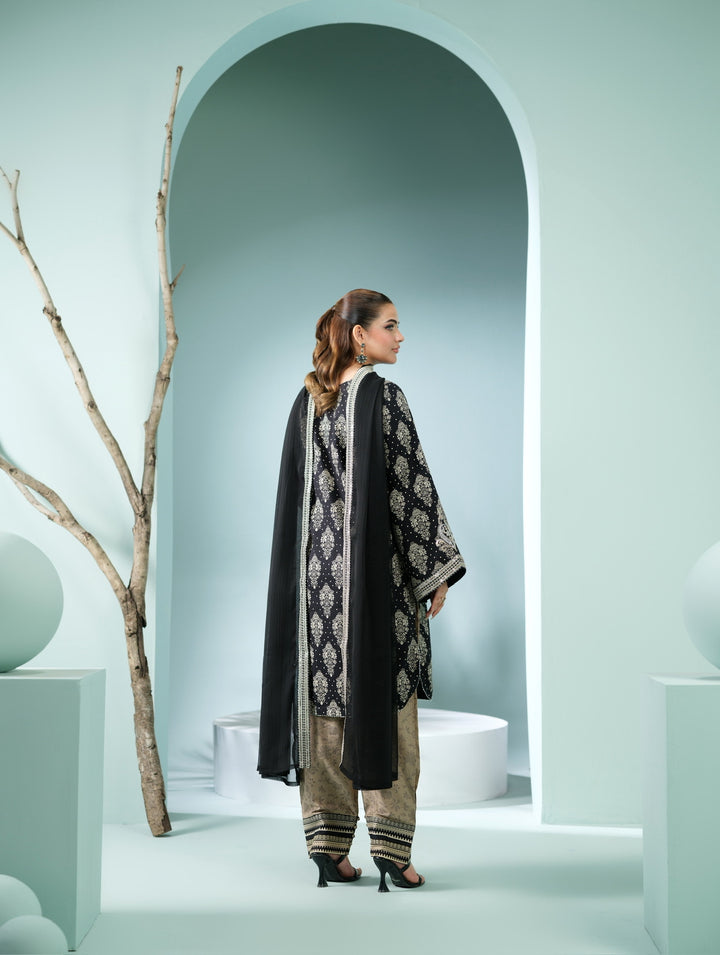 New Branded 3 PC Ready To Wear  Viscose  Embroidered Suit- HE12-