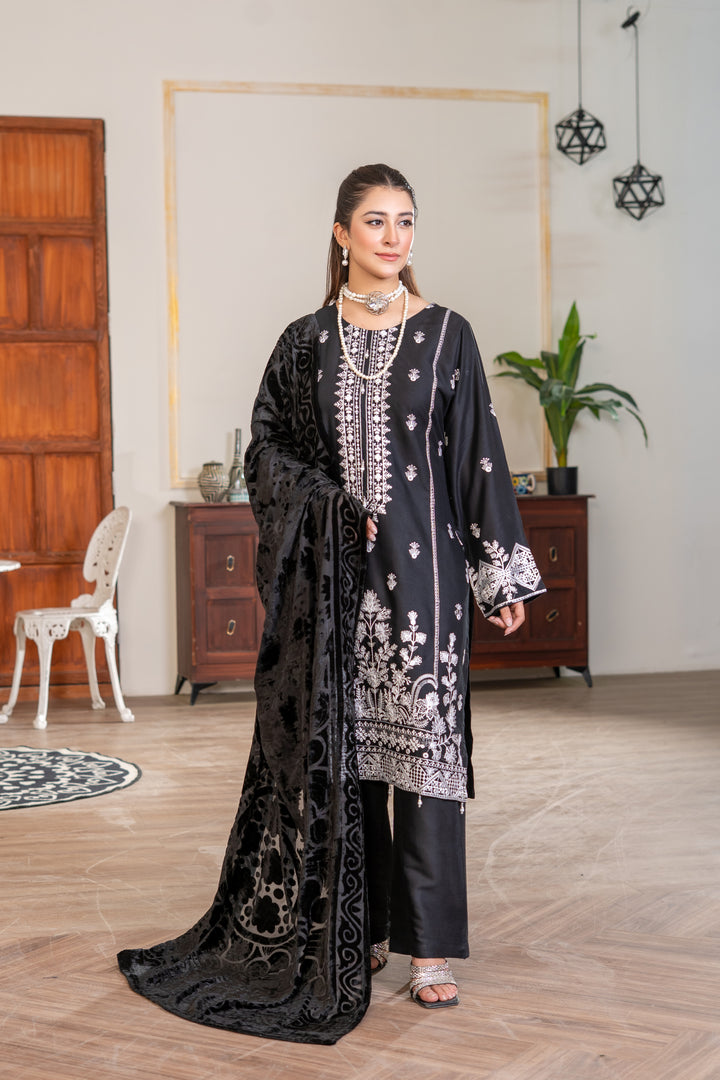 3 Piece Ready To Wear Embroidered Linen Suit With Plachi  Shawl -TT-11-