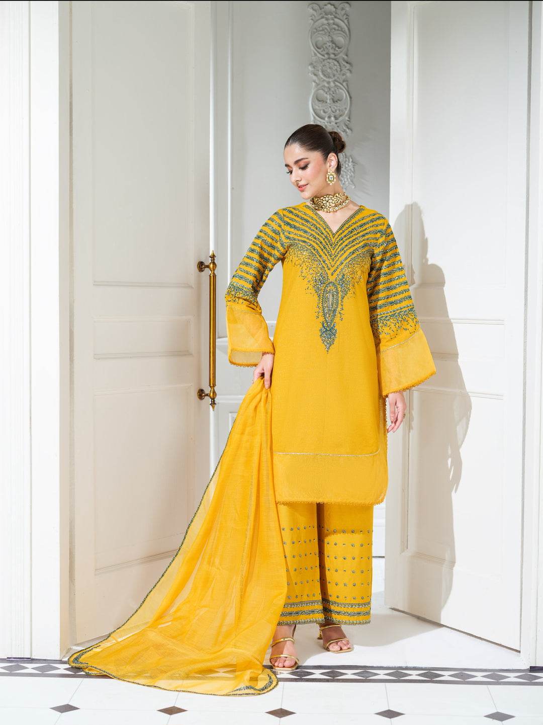 3 Pc Ready To Wear Embroidered  Dhanak Suit -HE65-
