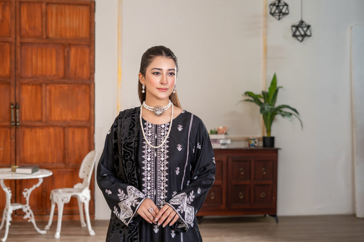 3 Piece Ready To Wear Embroidered Linen Suit With Plachi  Shawl -TT-11-