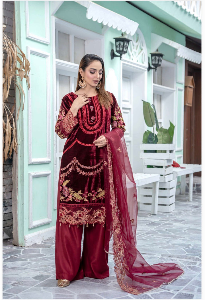 Branded 3 Pc Ready To Wear Velvet Suit -High Quality - TT-31-