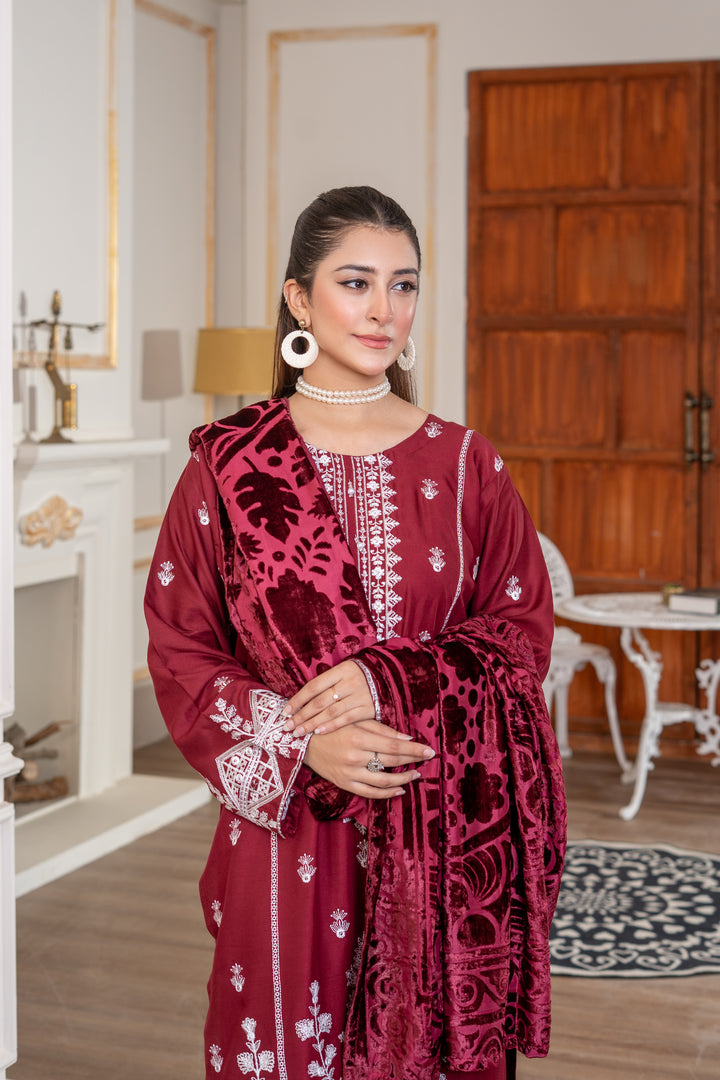3 Piece Ready To Wear Embroidered Linen Suit With Plachi  Shawl -TT-13-