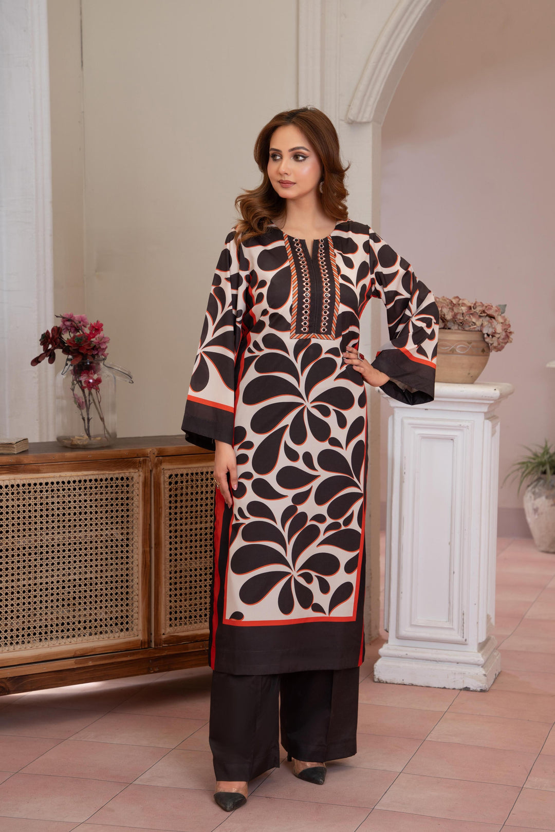Branded 3 Pc Ready To Wear Suit (Farshi Shalwar)