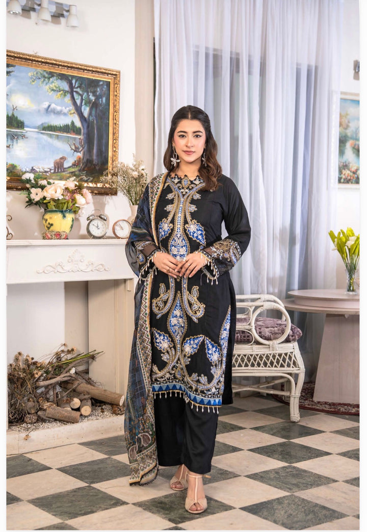New 3 Pc Ready To Wear Luxury  Embroidered Suit- Maria B Inspired Eid Collection 2026 -- TT32