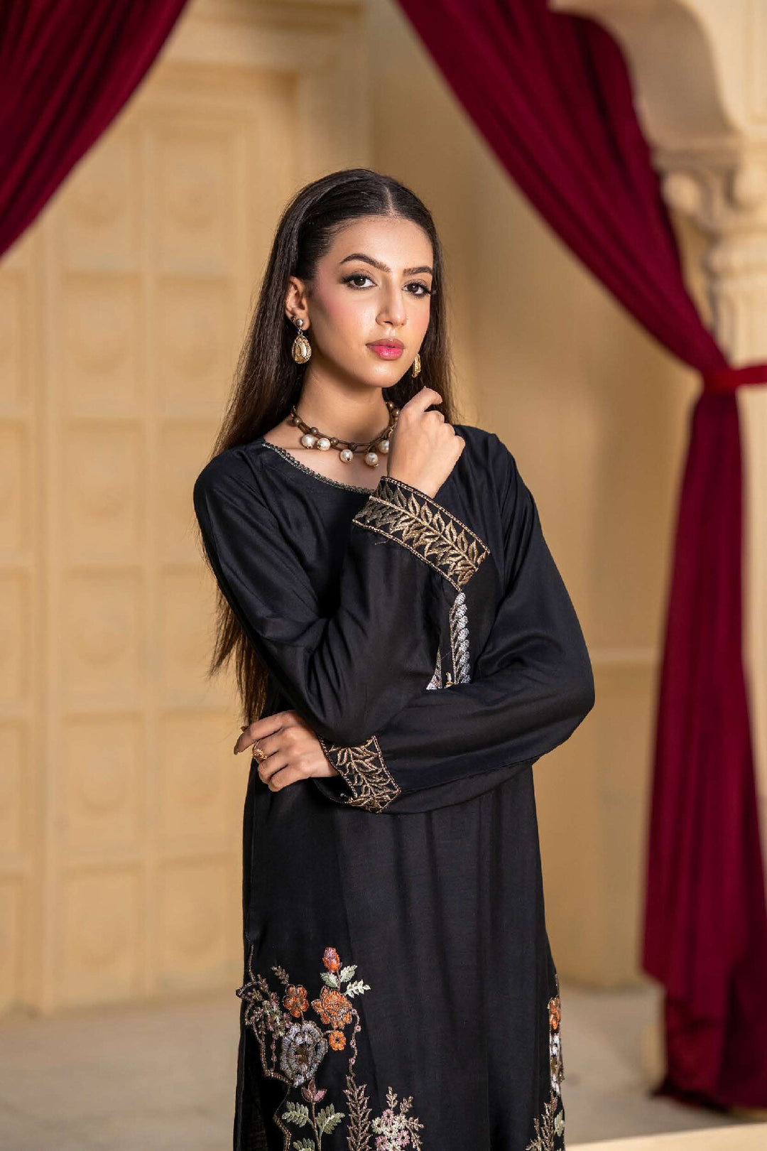 2 Piece Ready To Wear Embroidered Linen  Suit -TT-17-