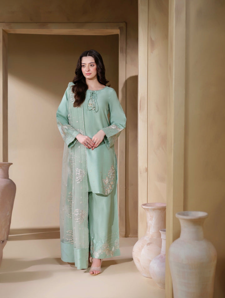 New Branded 3 PC Ready To Wear  Viscose  Embroidered Suit- HE22-