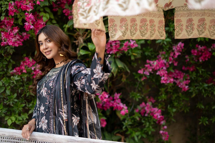 3 Piece Ready To Wear Suit - Summer Lawn Suit